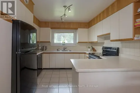 110 Dill Street Bracebridge ON P1L 1E5