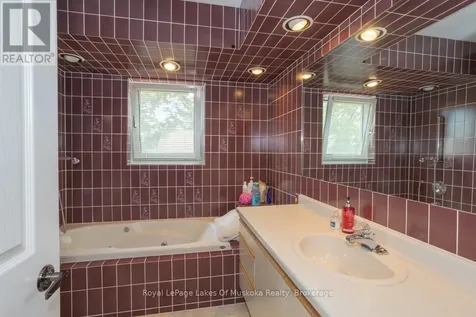 110 Dill Street Bracebridge ON P1L 1E5