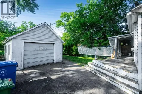 679 Stanley Street Windsor ON N8X 3B3