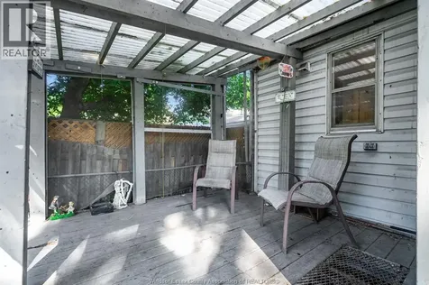 679 Stanley Street Windsor ON N8X 3B3