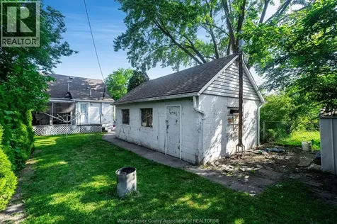 679 Stanley Street Windsor ON N8X 3B3
