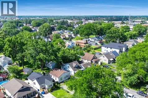 679 Stanley Street Windsor ON N8X 3B3