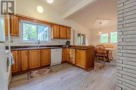 1683 Highway 94 East Ferris ON P0H 1K0