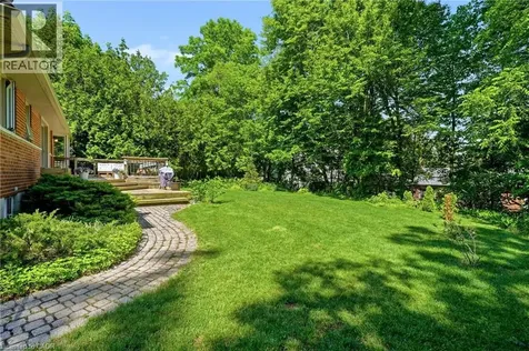 851 Mewburn Road Ancaster ON L9G 3E4