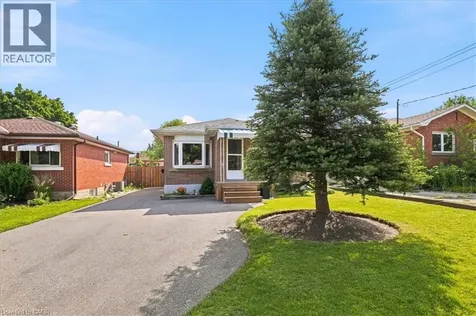 472 Highland Road East Kitchener ON N2M 3W7