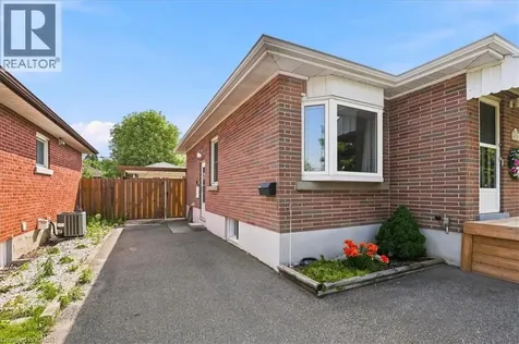 472 Highland Road East Kitchener ON N2M 3W7