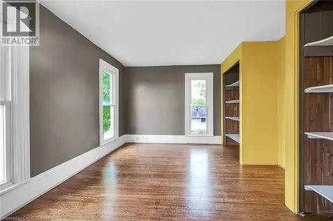 7 Greenock Street East Port Dover ON N0A 1N0