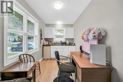 7 Greenock Street East Port Dover ON N0A 1N0