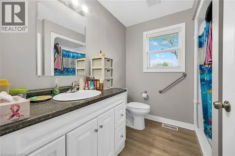 7 Greenock Street East Port Dover ON N0A 1N0