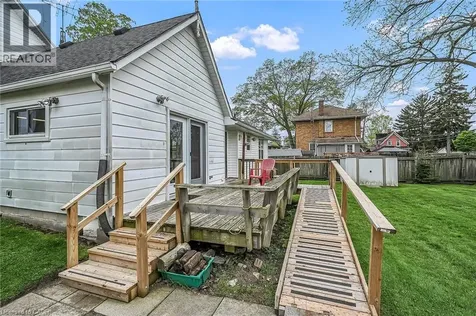7 Greenock Street East Port Dover ON N0A 1N0