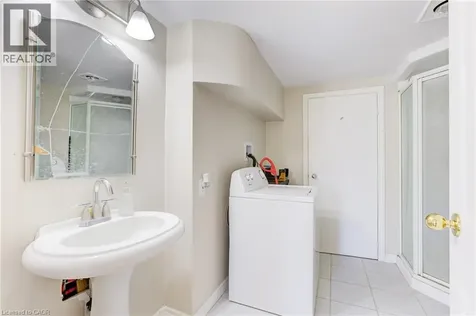 22 Blackhorne Crescent Kitchener ON N2E 1T1