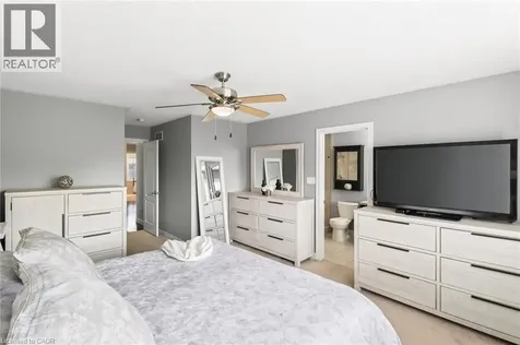 21 Summerberry Way Hamilton ON L9B 0G2