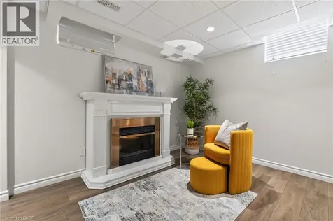 21 Summerberry Way Hamilton ON L9B 0G2