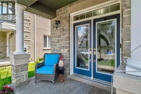 21 Summerberry Way Hamilton ON L9B 0G2