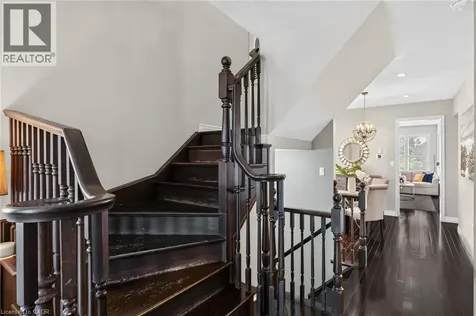21 Summerberry Way Hamilton ON L9B 0G2