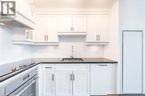 2060 Lakeshore Road Burlington ON L7R 0G2