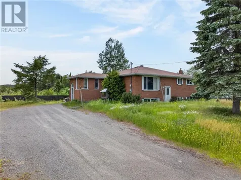 265 Bodson Drive E Hanmer ON P3P 1X2