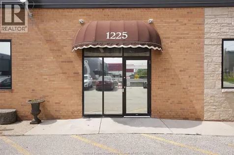 1225 Mcdougall Windsor ON N8X 3M6