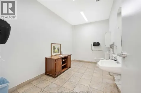 1225 Mcdougall Windsor ON N8X 3M6