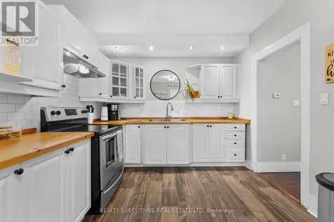 28 5th Street East Cornwall ON K6H 2L4
