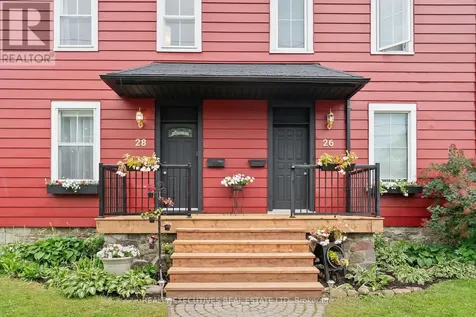 28 5th Street East Cornwall ON K6H 2L4