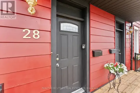 28 5th Street East Cornwall ON K6H 2L4