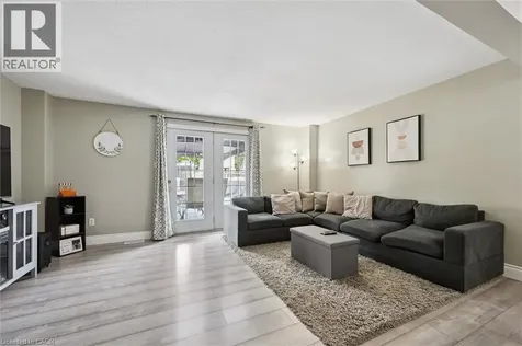 20 Heathwood Court Cambridge ON N1R 7W2