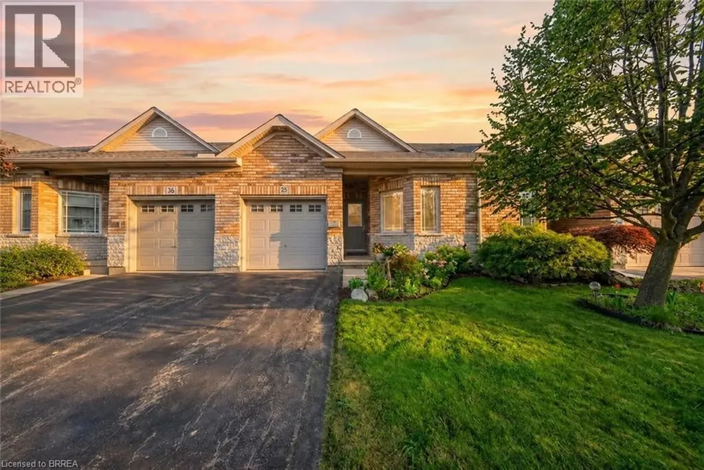 10 Cobblestone Drive Paris ON N3L 4G9