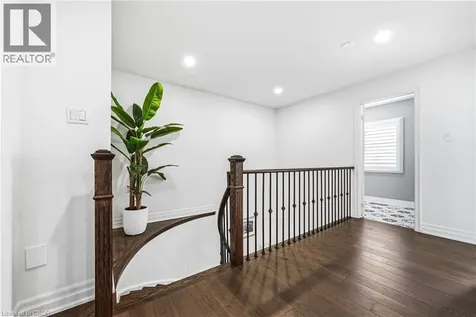 4211 Millcroft Park Drive Burlington ON L7M 3Y9