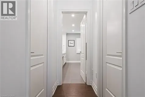 4211 Millcroft Park Drive Burlington ON L7M 3Y9