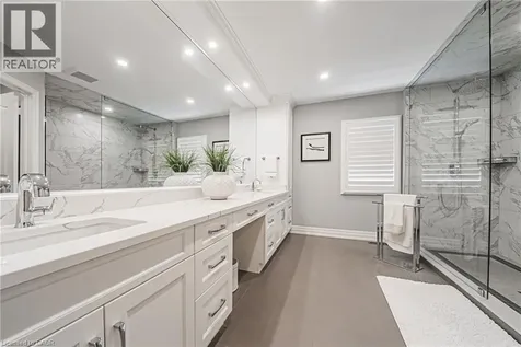 4211 Millcroft Park Drive Burlington ON L7M 3Y9