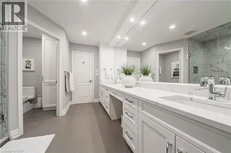 4211 Millcroft Park Drive Burlington ON L7M 3Y9