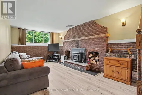 1045 Queens Bush Road Wellesley ON N0B 2T0