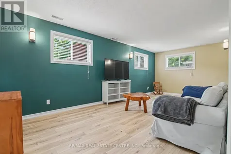 1045 Queens Bush Road Wellesley ON N0B 2T0