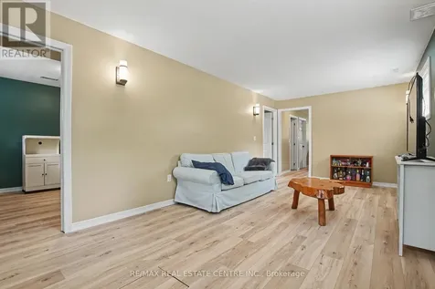 1045 Queens Bush Road Wellesley ON N0B 2T0