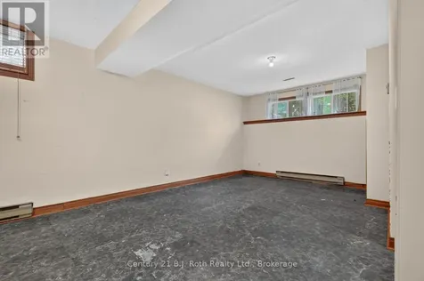 232 Shannon Street Orillia ON L3V 7B8