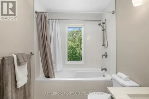 6550 Rideau Valley Drive North Ottawa ON K4M 1B3