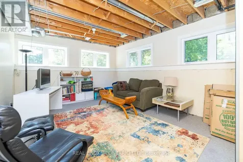 6550 Rideau Valley Drive North Ottawa ON K4M 1B3
