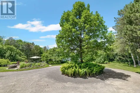 6550 Rideau Valley Drive North Ottawa ON K4M 1B3