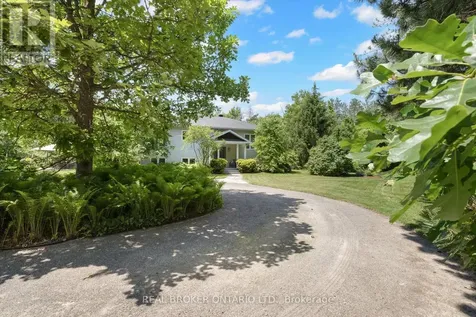 6550 Rideau Valley Drive North Ottawa ON K4M 1B3
