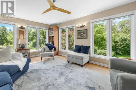 6550 Rideau Valley Drive North Ottawa ON K4M 1B3