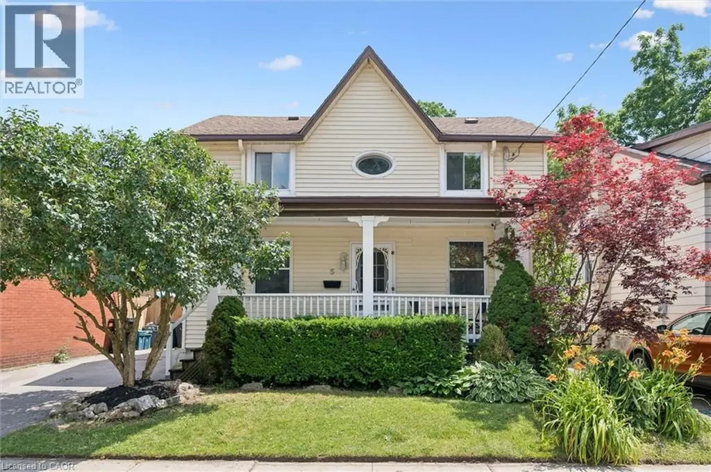 5 Victoria Avenue Cambridge ON N1S 1X2