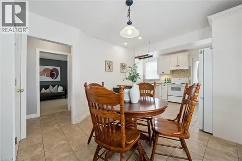 5 Victoria Avenue Cambridge ON N1S 1X2