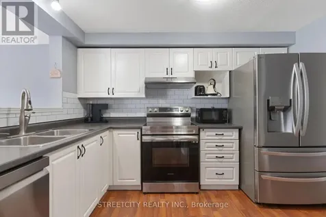 302 Oprington Place Kitchener ON N2N 3P3