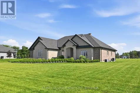 18 Kramer Court Haldimand ON N0A 1R0