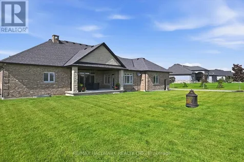 18 Kramer Court Haldimand ON N0A 1R0