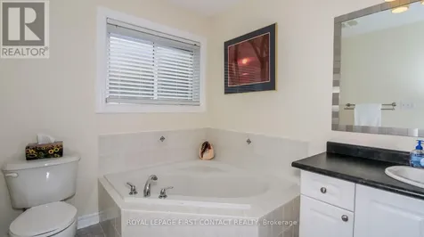 79 Winchester Terrace Barrie ON L4M 0C8