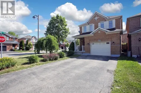 71 Mcnally Way Aurora ON L4G 7V2