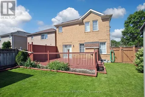 71 Mcnally Way Aurora ON L4G 7V2