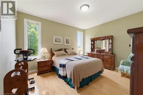 20 Isherwood Avenue Cambridge ON N1R 8P9